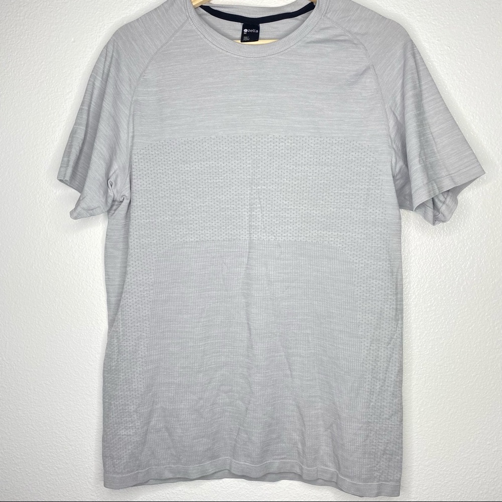 Zella Seamless Performance Gym Workout Activewear Short Sleeve Gray Shirt Mens M